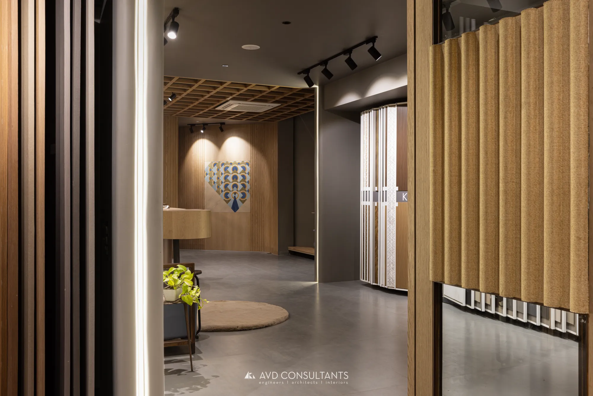 KAAZ Showroom — view 4