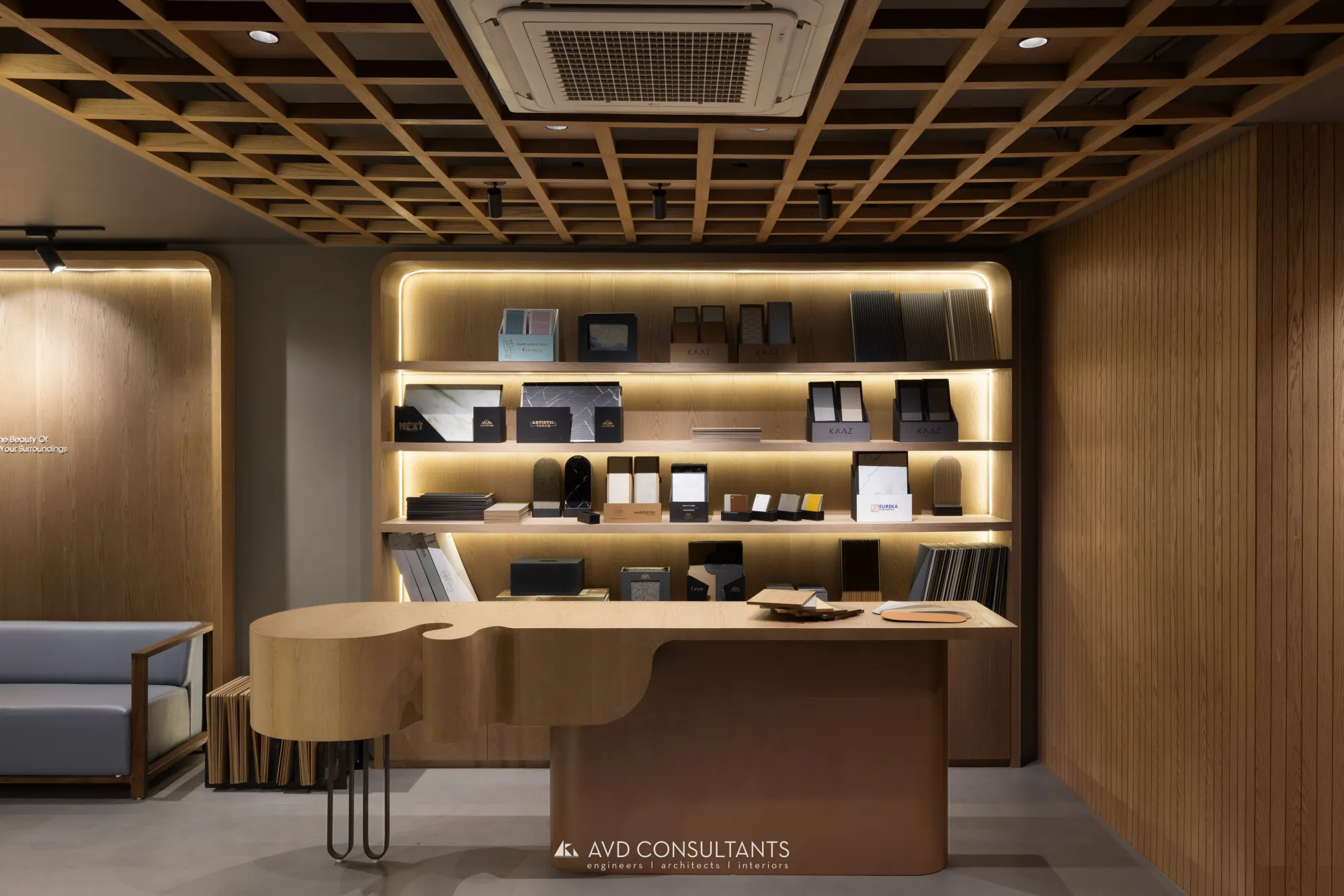 KAAZ Showroom — view 8